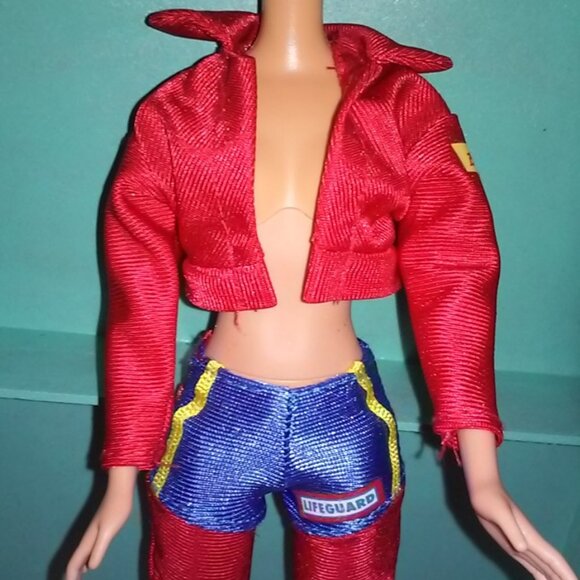 Barbie Doll Baywatch Lifeguard Red Jacket & shorts beach 90s - Picture 2 of 7